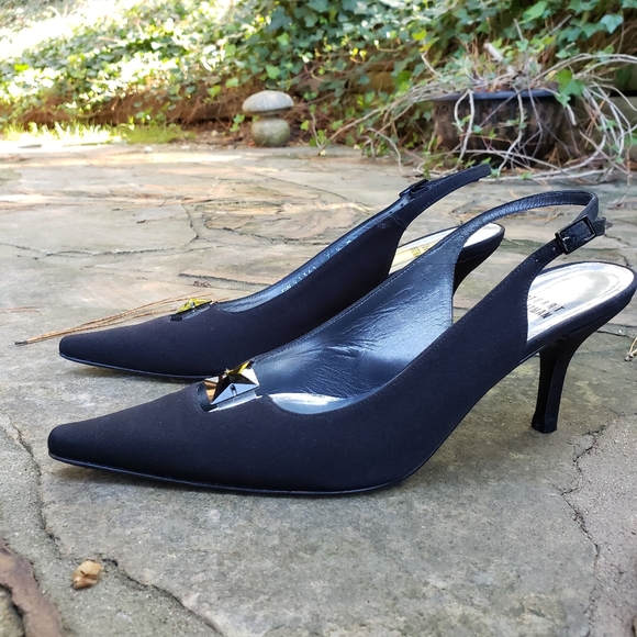 Stuart Weitzman Slingback Heel Pumps - Picture 2 of 13